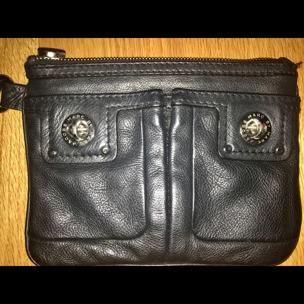 Marc Jacobs wristlet black leather